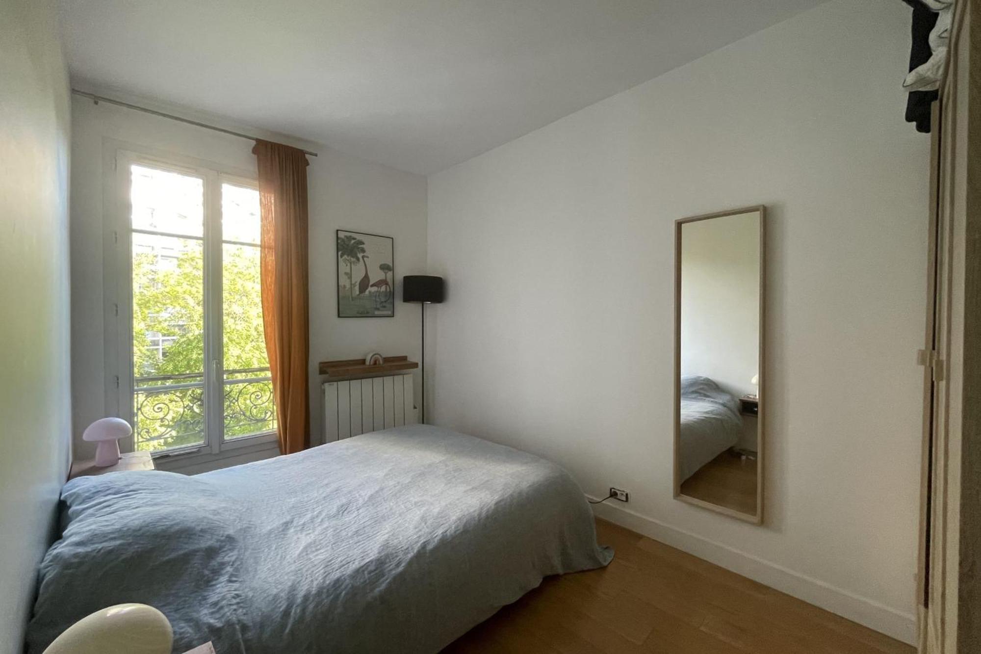 Beautiful T2 - Near Montmartre Apartment